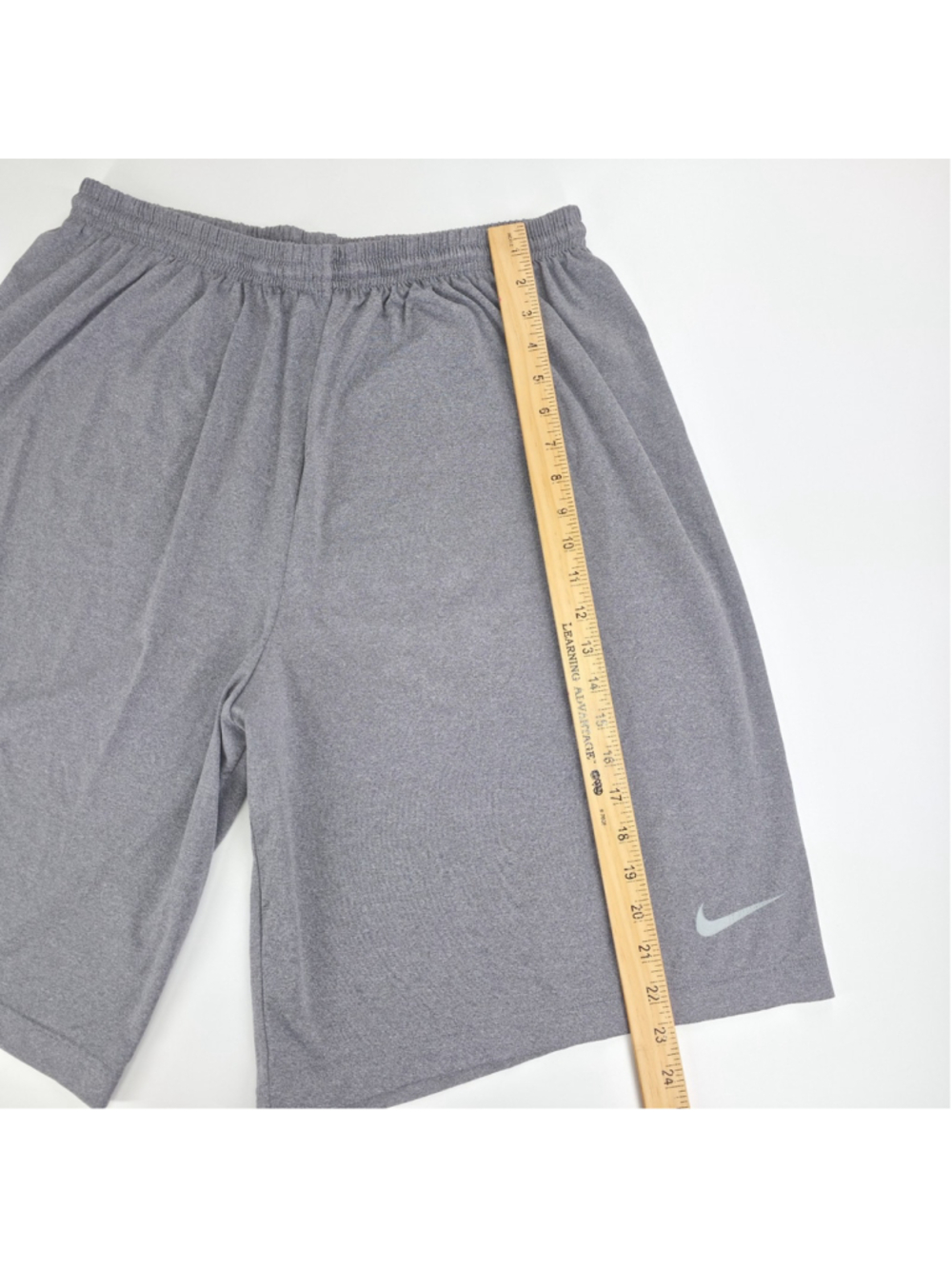 Vintage Y2K Nike Kobe Bryant Dri-FIT Shorts Mens XL Gray Basketball Athletic - Picture 9 of 11